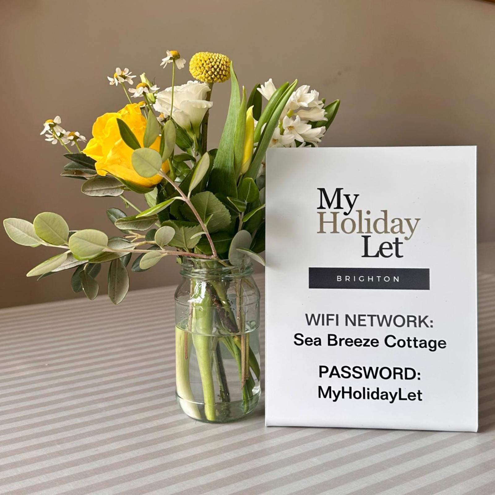 Sea Breeze Cottage With Parking By Myholidaylet Brighton ภายนอก รูปภาพ